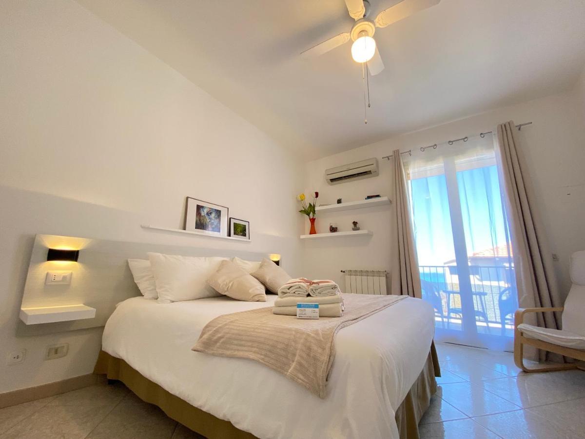Ma&Mi Guest House Чефалу Екстериор снимка