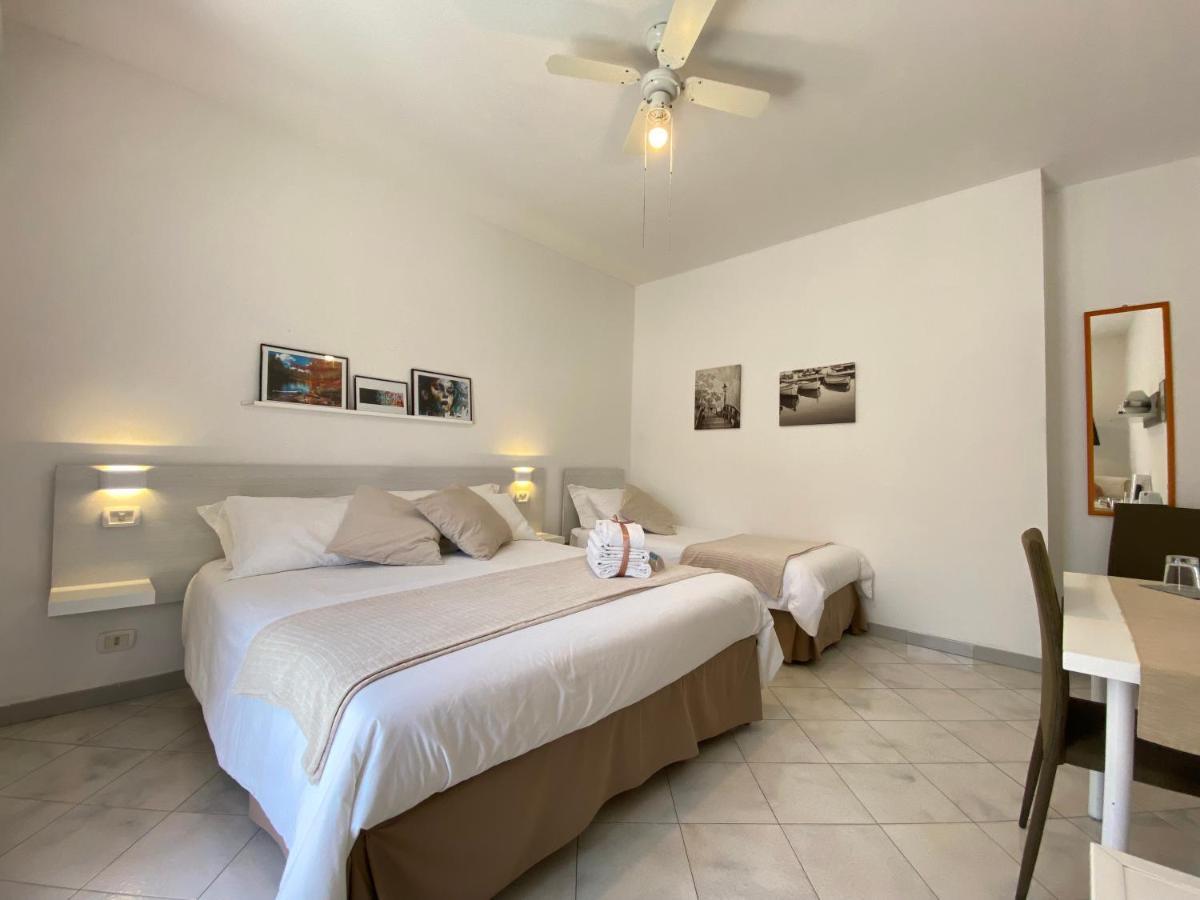 Ma&Mi Guest House Чефалу Екстериор снимка