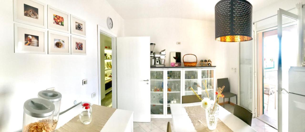 Ma&Mi Guest House Чефалу Екстериор снимка