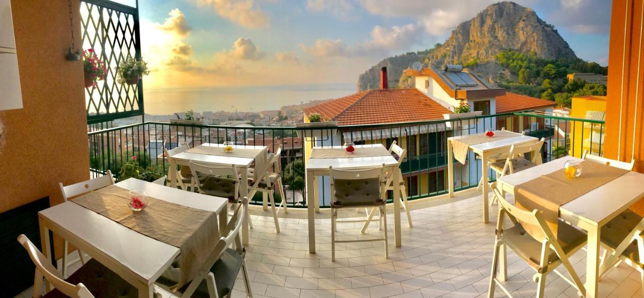 Ma&Mi Guest House Чефалу Екстериор снимка