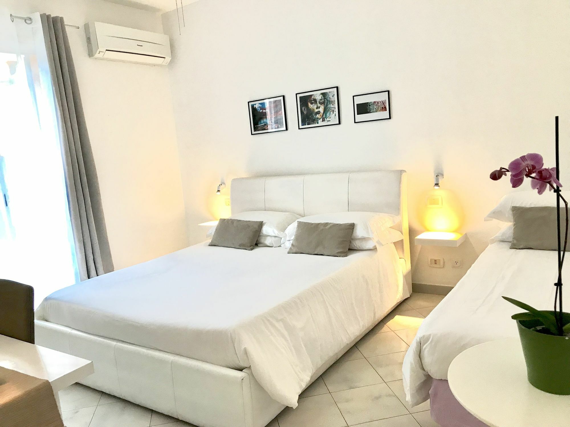 Ma&Mi Guest House Чефалу Екстериор снимка