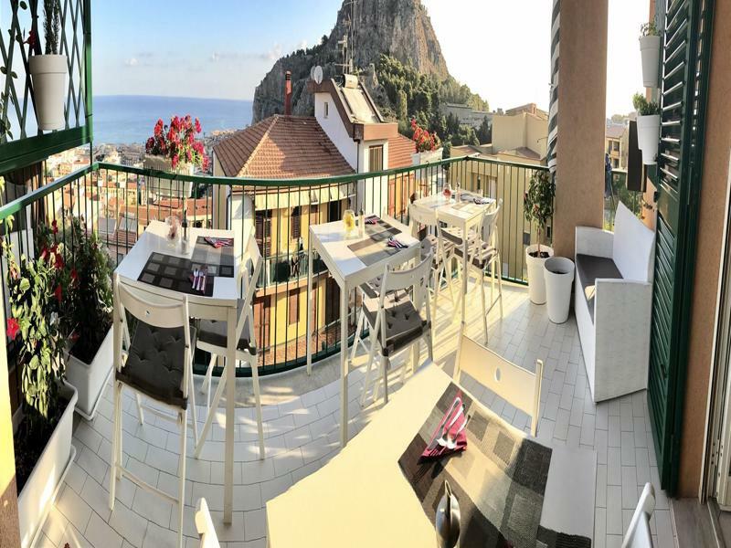 Ma&Mi Guest House Чефалу Екстериор снимка
