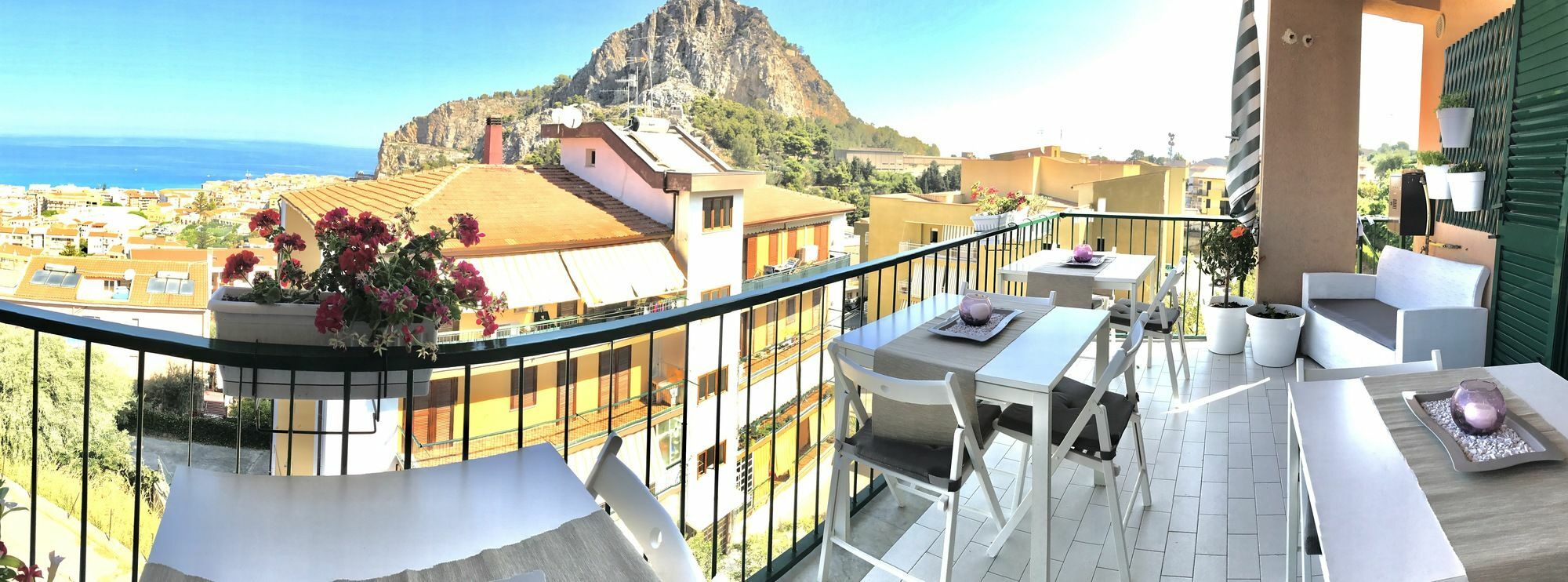 Ma&Mi Guest House Чефалу Екстериор снимка